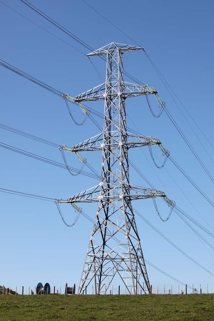 Powering Nigeria: Exploring Alternative Solutions Amidst Persistent Grid Collapse
